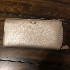 Beautiful gold Lovenor BALLY wallet